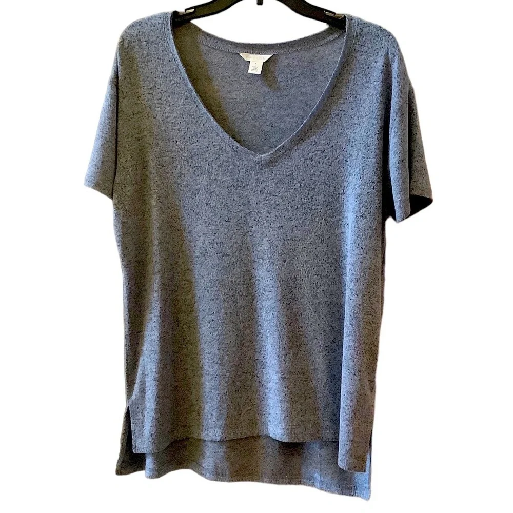 Caslon heather blue short sleeve v-neck sweater.